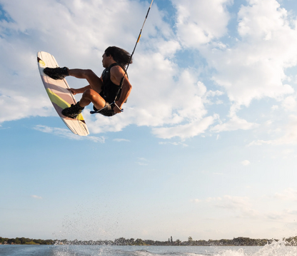 O'Brien Clutch Wakeboard 143